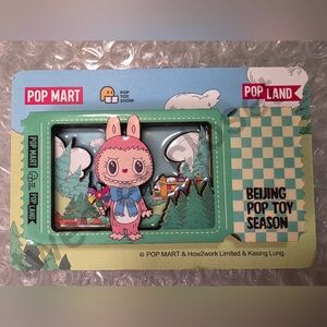 Pop Mart Mokoko Magnet Pop Toy Show Exclusive